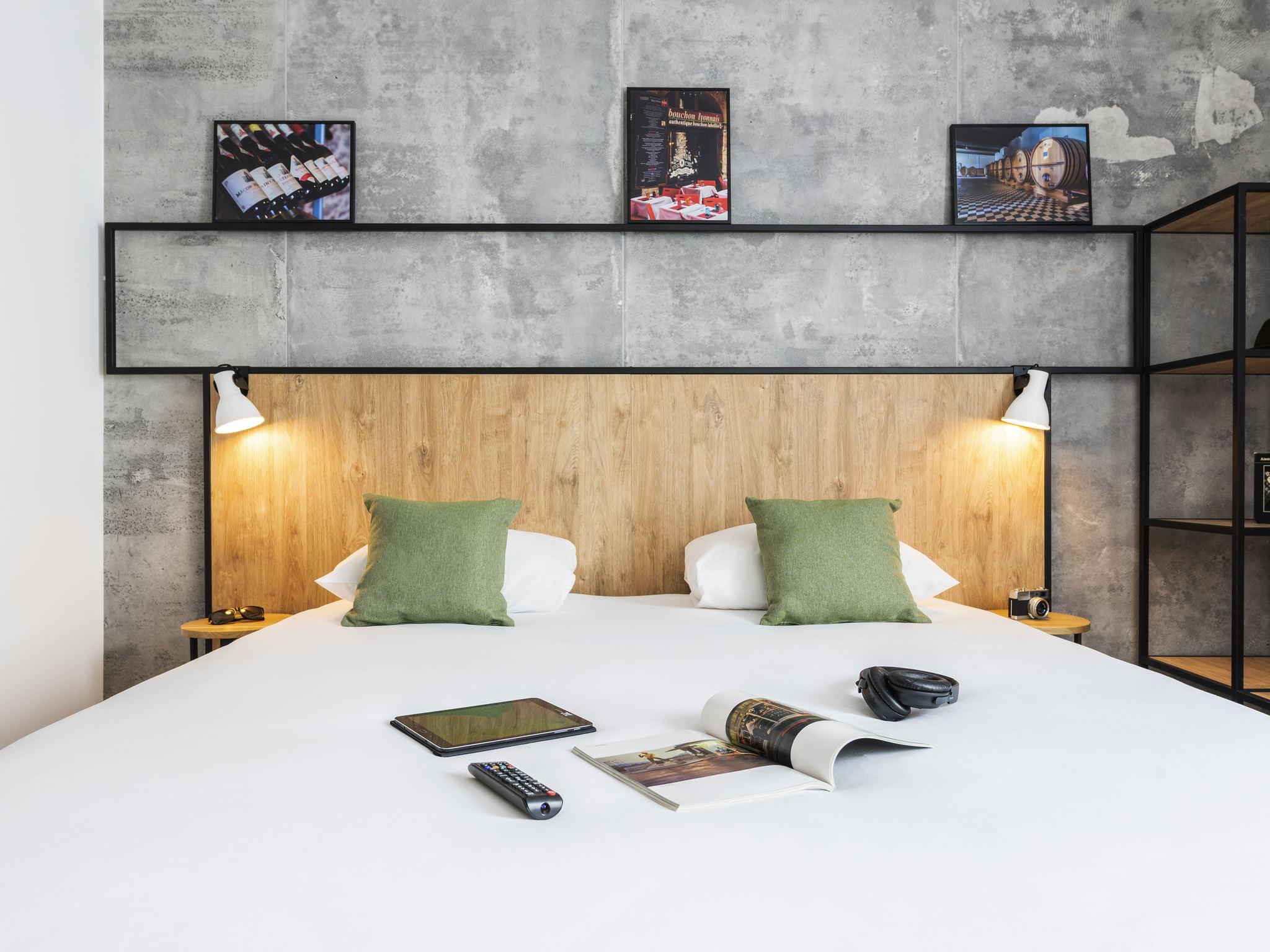 Ibis Lyon Sud Oullins Hotel Exterior photo