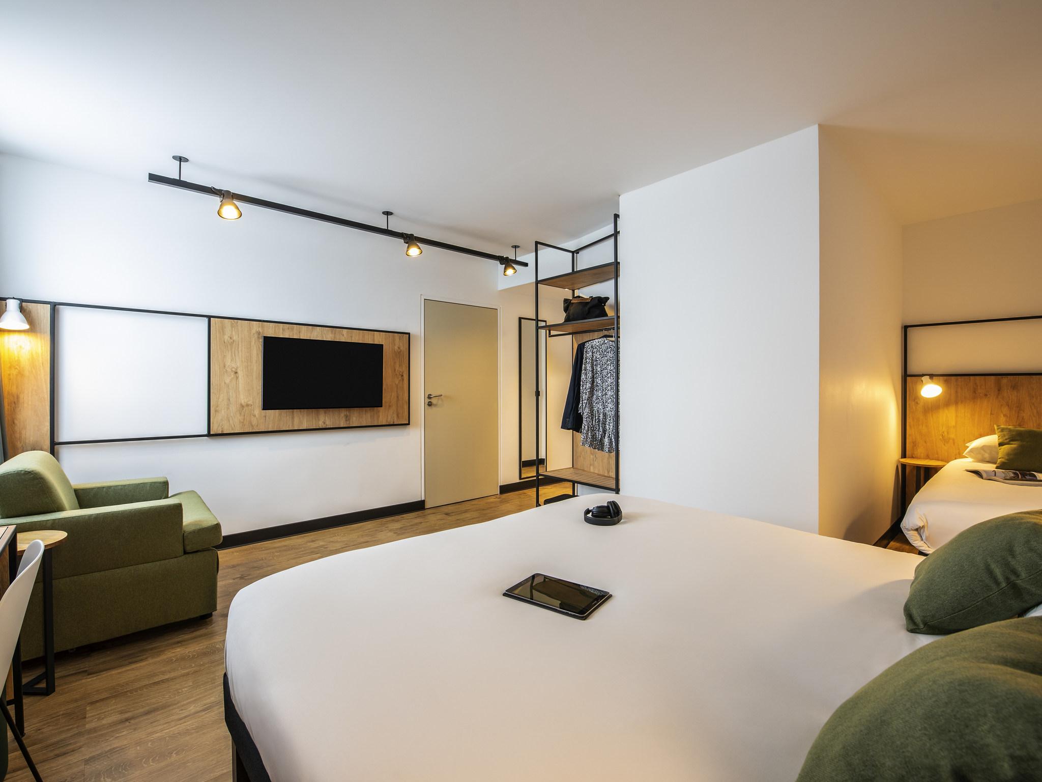 Ibis Lyon Sud Oullins Hotel Exterior photo